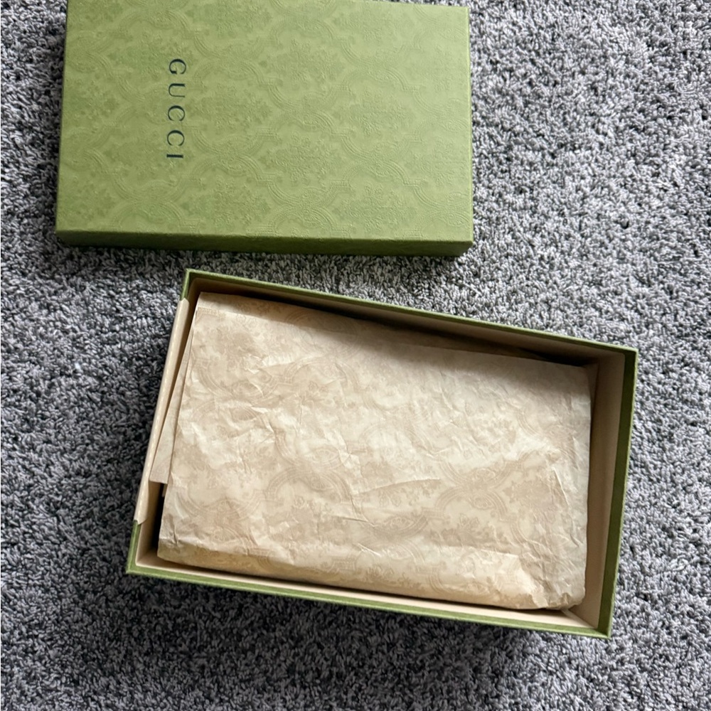 Gucci Cream Embossed Logo Slide Sandals - Picture 5 of 16